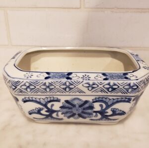 Chinese Porcelain Small Bonsai Planter Blue And White